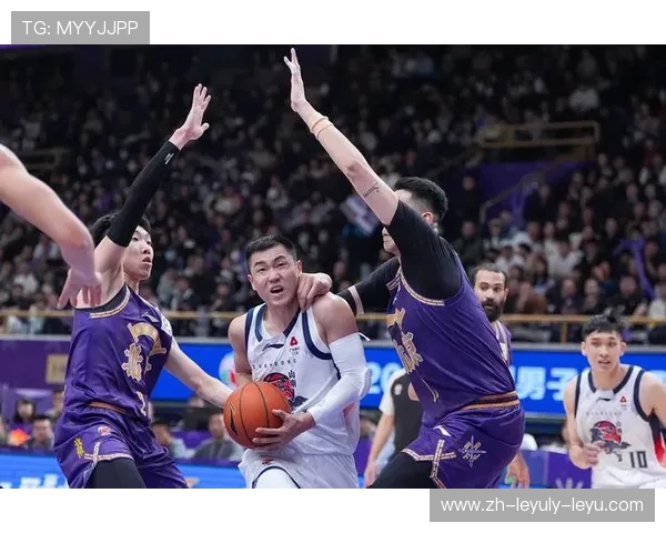 足球赛事与CBA联赛竞技魅力及受众群体特点的对比分析